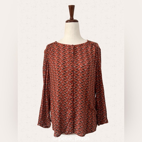 Hinge -3/4 Sleeve Button-Down Blouse- Size: Medium - EUC - Picture 1 of 4